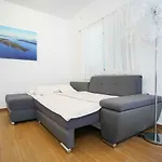 Tj 2 Apartment Zadar