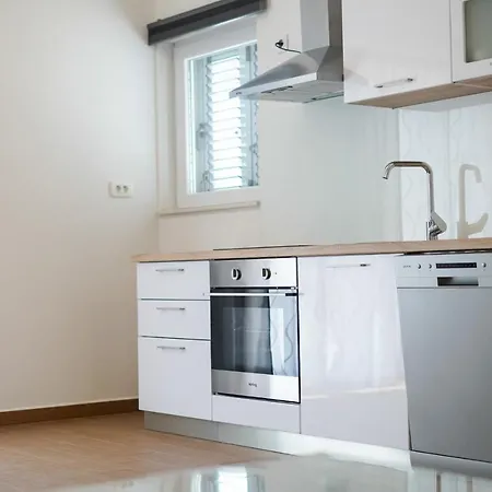 Tj 2 Apartamento Zadar