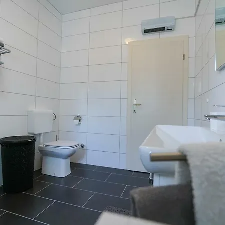 Tj 2 Apartman *