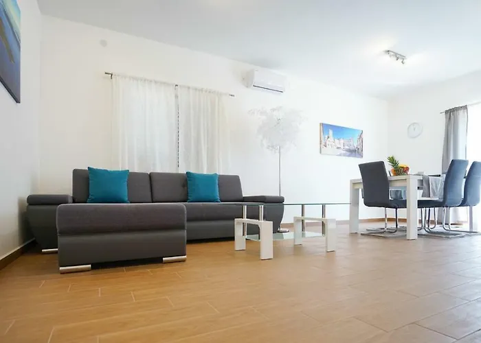 Tj 2 Apartamento Zadar