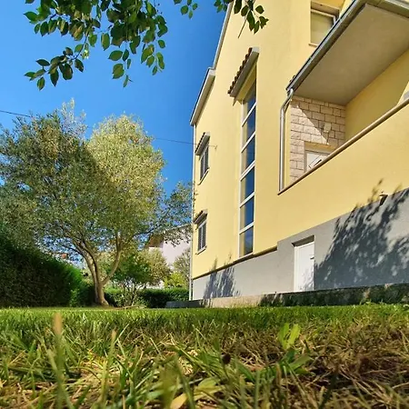 Apartment Tj 2
