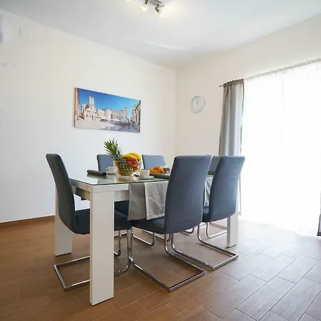 Tj 2 Apartment *